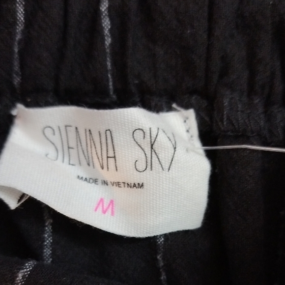 Sienna Sky Black and White Pencil Mini Skirt Tie Front - Picture 2 of 3